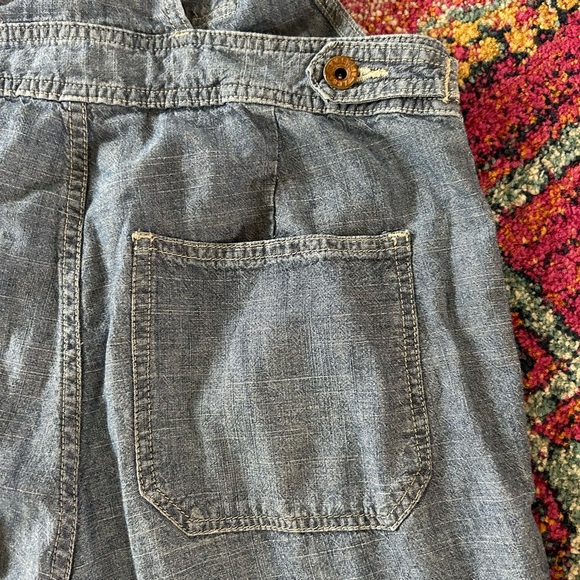 Madewell | Women’s medium blue thin chambray button front bib overalls, size XS - Picture 3 of 14